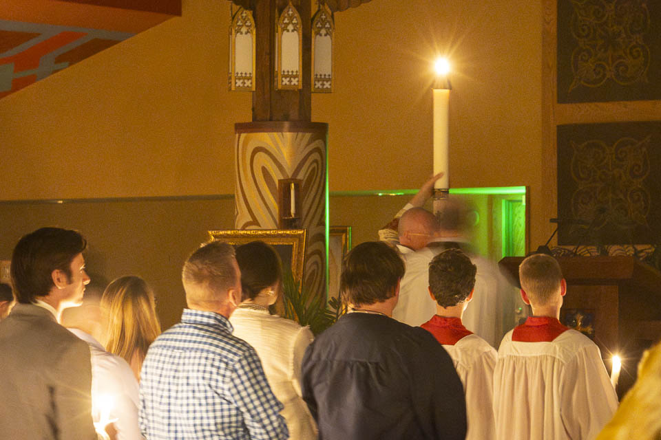 2026-StMary-EasterVigil (38 of 215).jpg